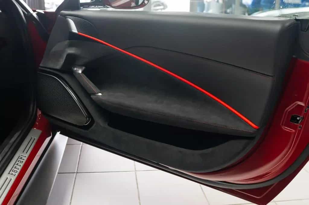 Ferrari Roma 3.9 T V8 DCT 03/2022-photo-19