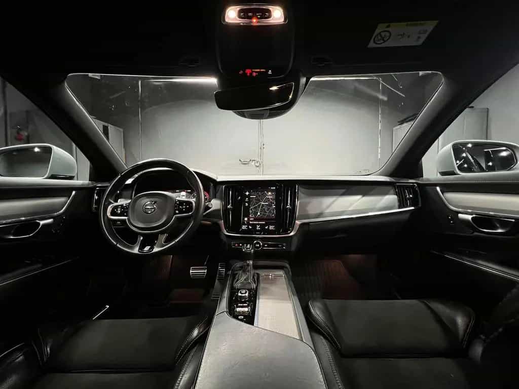 Volvo V90 Kombi R- Design 5*JAHRE GARANTIE|LEDER|NAVI 06/2019-photo-14
