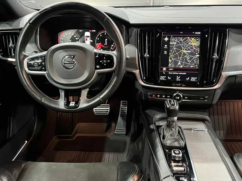Volvo V90 Kombi R- Design 5*JAHRE GARANTIE|LEDER|NAVI 06/2019-photo-16