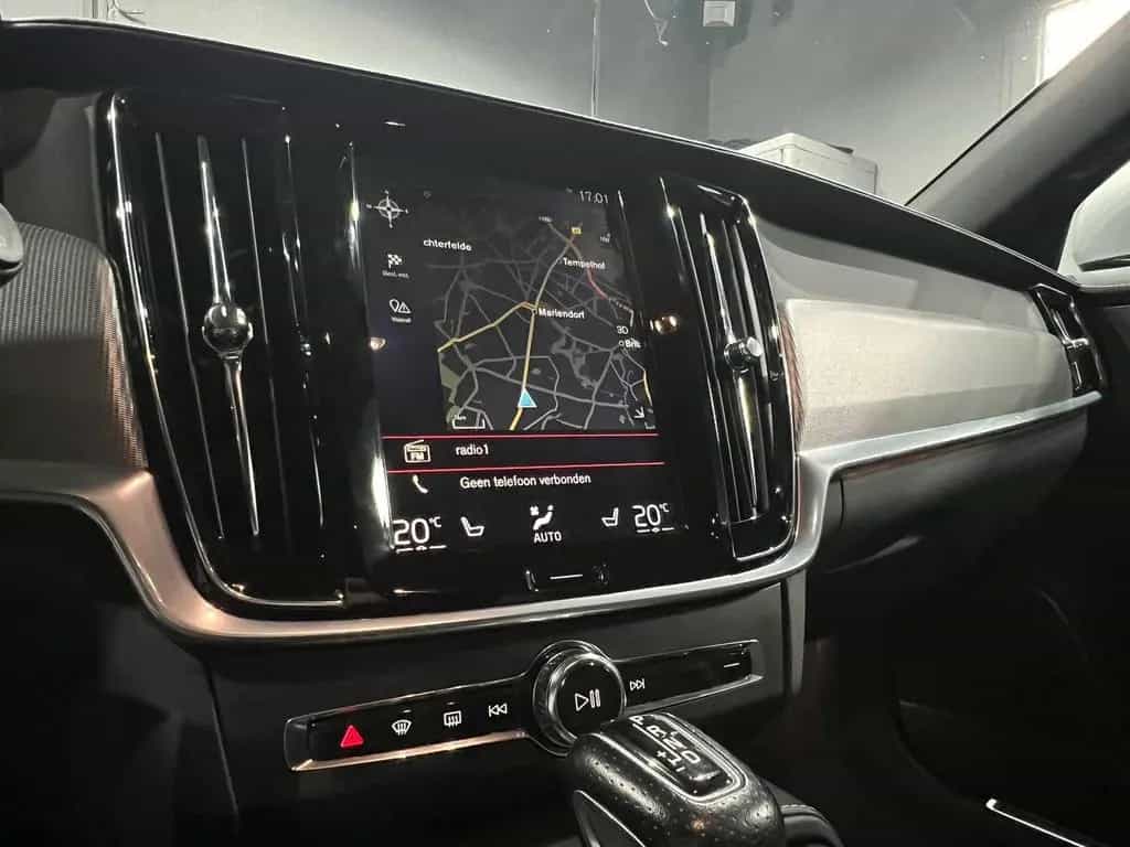 Volvo V90 Kombi R- Design 5*JAHRE GARANTIE|LEDER|NAVI 06/2019-photo-20