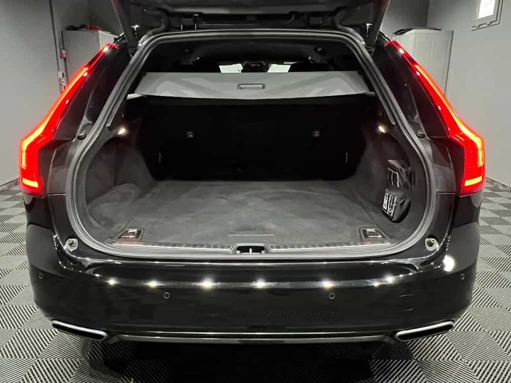 Volvo V90 Kombi R- Design 5*JAHRE GARANTIE|LEDER|NAVI 06/2019-photo-7