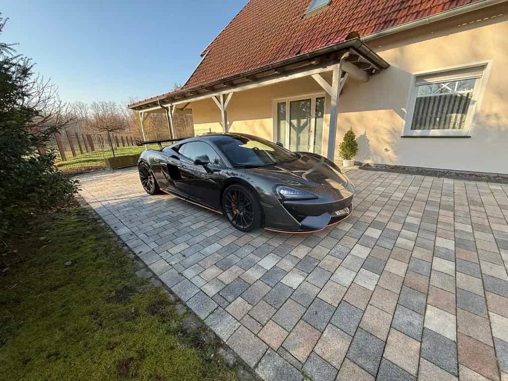 McLaren 570S 3.8 V8 Coupé -620r Flügel Service & Tüv Neu 09/2016-photo-11