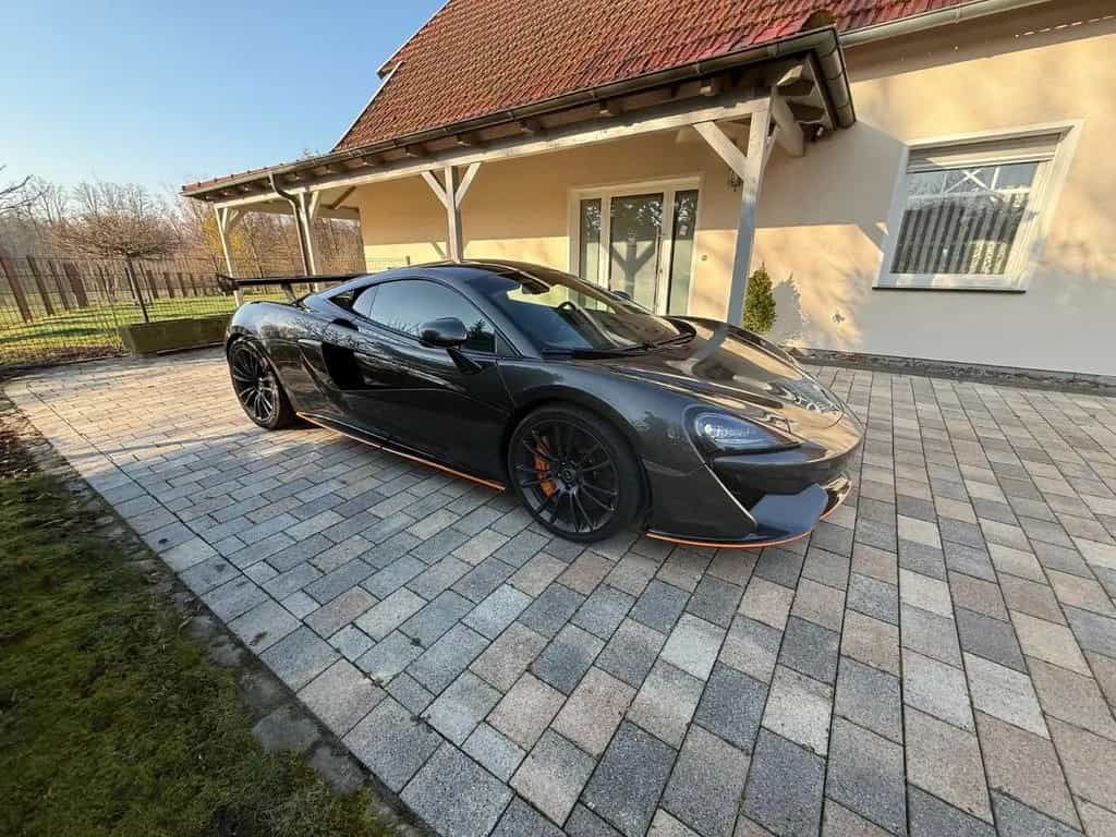 McLaren 570S 3.8 V8 Coupé -620r Flügel Service & Tüv Neu 09/2016-photo-12