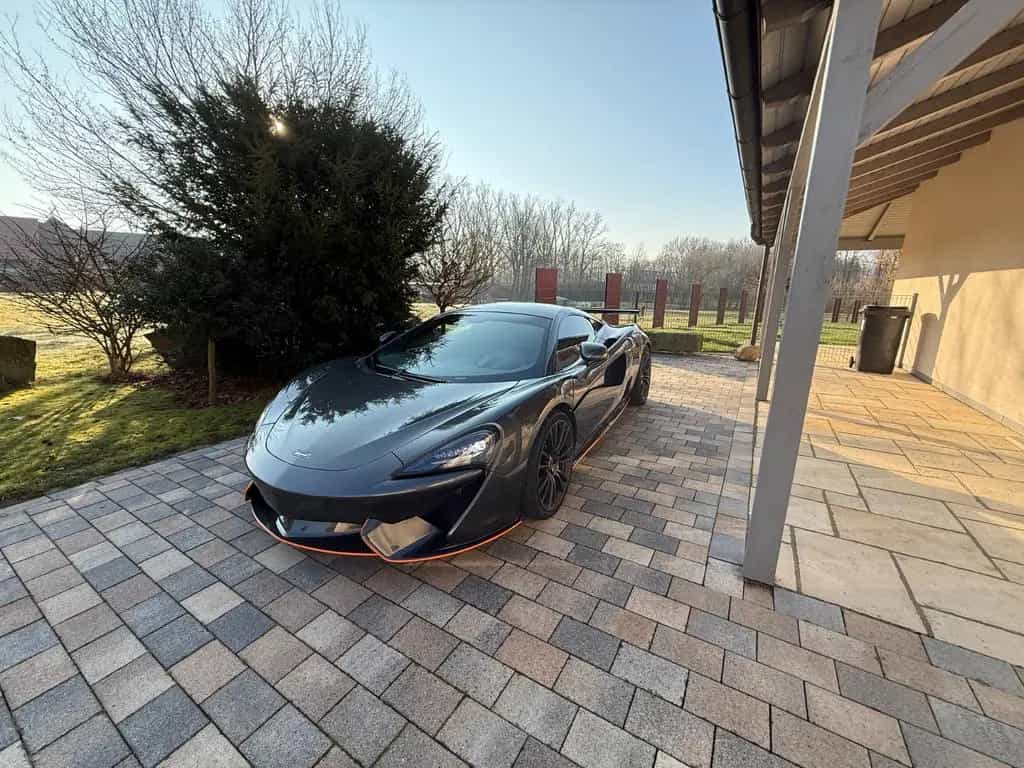 McLaren 570S 3.8 V8 Coupé -620r Flügel Service & Tüv Neu 09/2016-photo-17