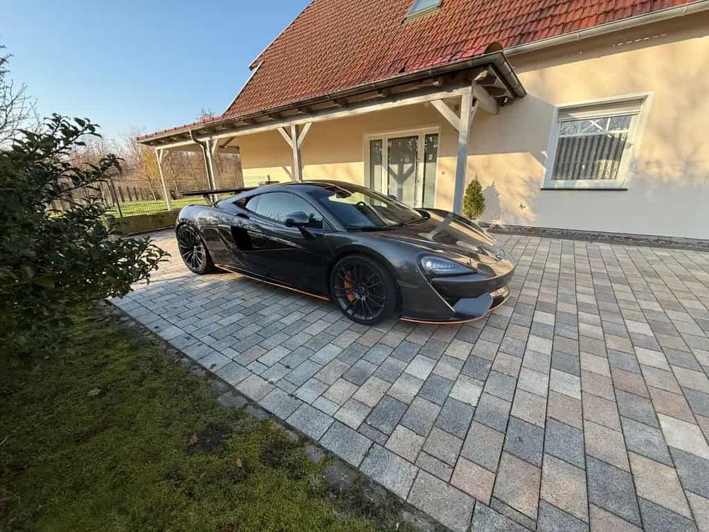 McLaren 570S 3.8 V8 Coupé -620r Flügel Service & Tüv Neu 09/2016-photo-19