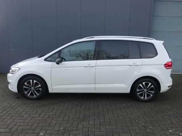 Volkswagen Touran 1.5 TSI IQ.DRIVE LED NAVI PDC SHZ 06/2019-photo-1