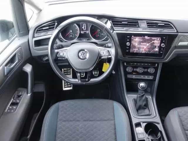 Volkswagen Touran 1.5 TSI IQ.DRIVE LED NAVI PDC SHZ 06/2019-photo-4