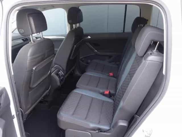 Volkswagen Touran 1.5 TSI IQ.DRIVE LED NAVI PDC SHZ 06/2019-photo-5