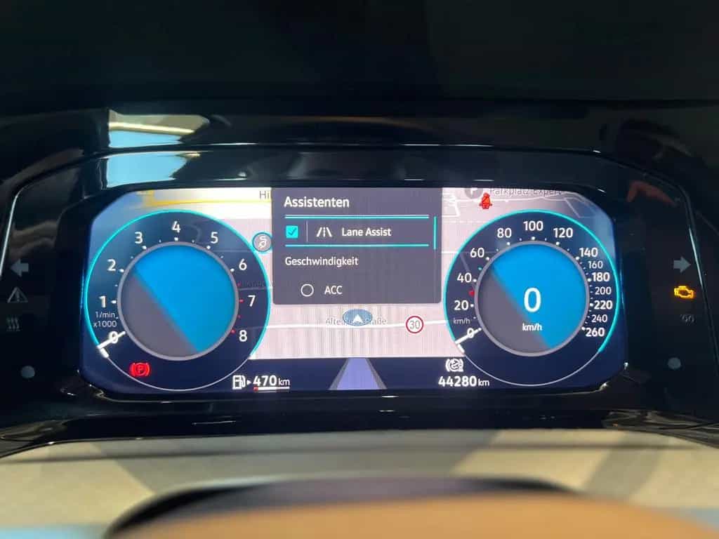 Volkswagen Golf VIII Lim. Life/KAMERA/TEMPOMAT/NAVI/SHZ 01/2023-photo-19