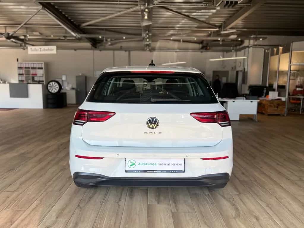 Volkswagen Golf VIII Lim. Life/KAMERA/TEMPOMAT/NAVI/SHZ 01/2023-photo-7