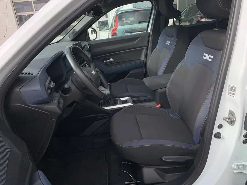 Dacia Duster JOURNEY TCe 130 KAMERA+PDC+KLIMA+LED+DAB+ 07/2024-photo-8