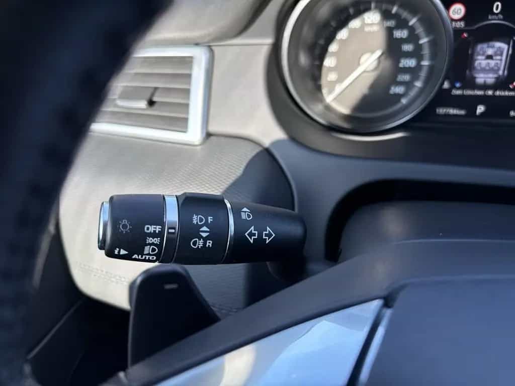 Land Rover Discovery Sport 2.0 TD4 132 DYNAMIC SONDERMODELL 01/2018-photo-18