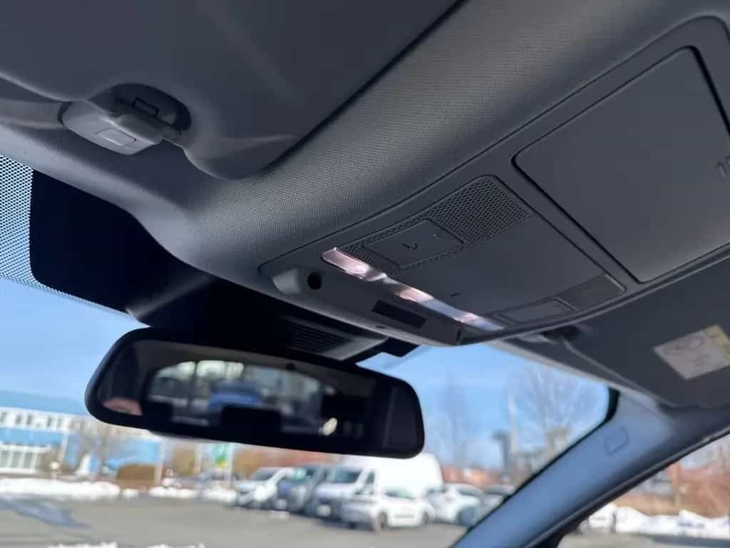 Land Rover Discovery Sport 2.0 TD4 132 DYNAMIC SONDERMODELL 01/2018-photo-23