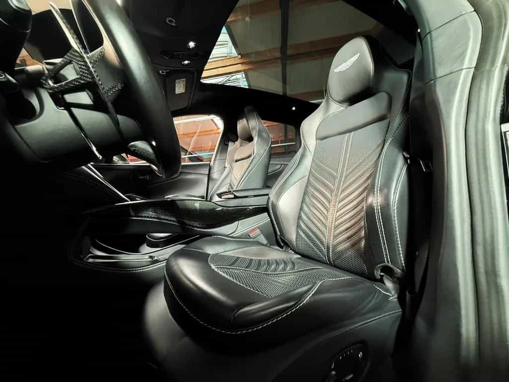 Aston Martin DBX 4.0 V8 DBX707 + 2.Hand + Top Geplfegt 03/2023-photo-20