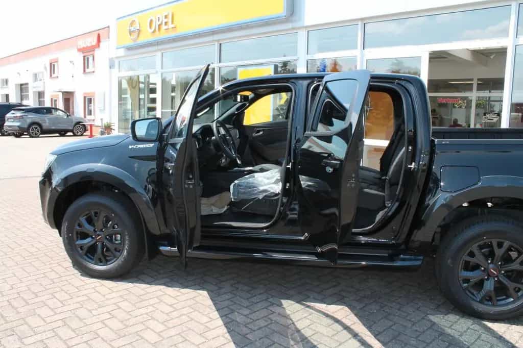 Isuzu D-Max Double Cab 4WD V-CROSS Automatik 03/2025-photo-10