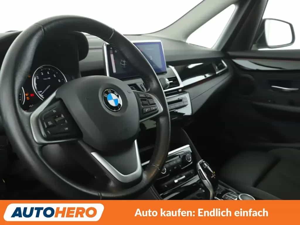BMW 2 Series 220i Gran Tourer Sport Line Aut.*NAVI*LED*TEMPO* 12/2019-photo-10