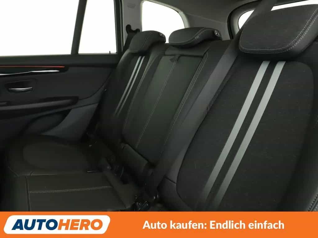 BMW 2 Series 220i Gran Tourer Sport Line Aut.*NAVI*LED*TEMPO* 12/2019-photo-13