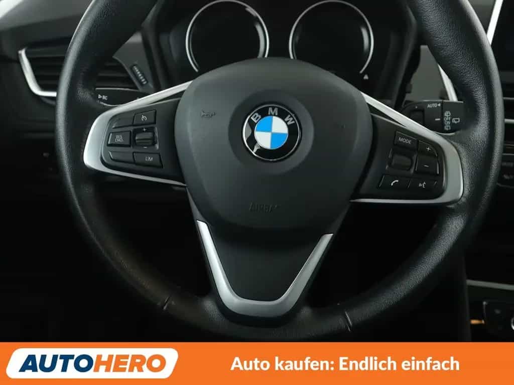 BMW 2 Series 220i Gran Tourer Sport Line Aut.*NAVI*LED*TEMPO* 12/2019-photo-18