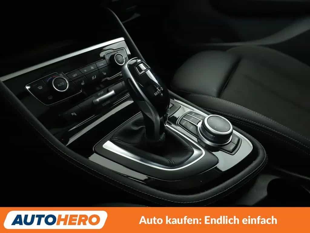 BMW 2 Series 220i Gran Tourer Sport Line Aut.*NAVI*LED*TEMPO* 12/2019-photo-27