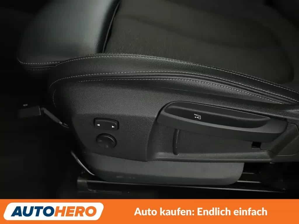 BMW 2 Series 220i Gran Tourer Sport Line Aut.*NAVI*LED*TEMPO* 12/2019-photo-33