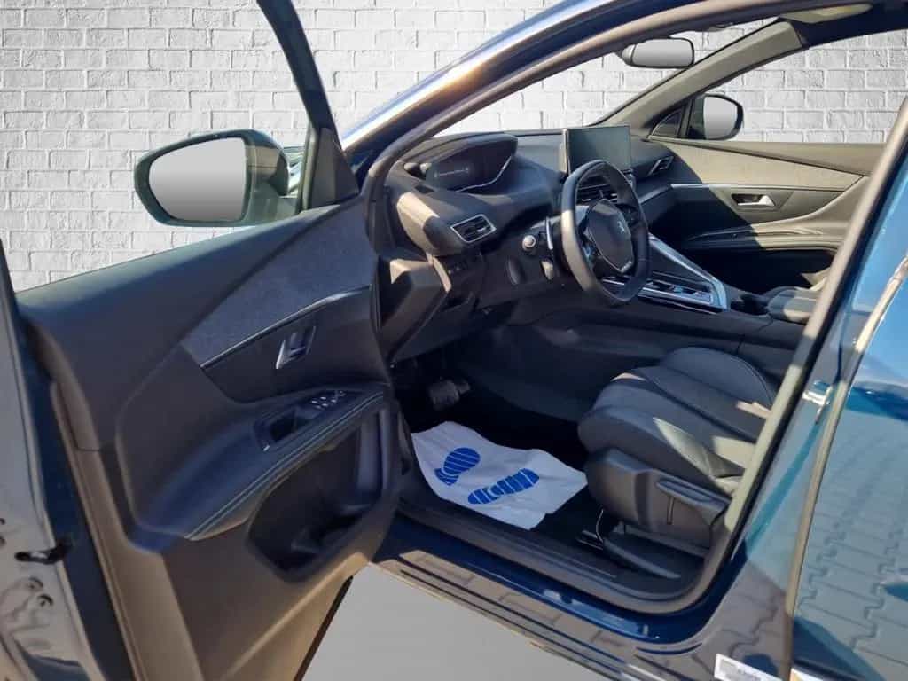 Peugeot 3008 1.2 130 PureTech Allure Pack Navigation/LED 11/2023-photo-22