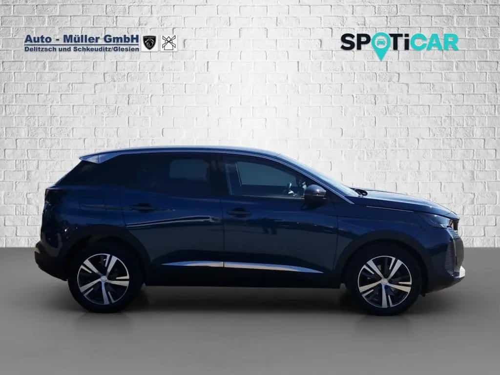 Peugeot 3008 1.2 130 PureTech Allure Pack Navigation/LED 11/2023-photo-3