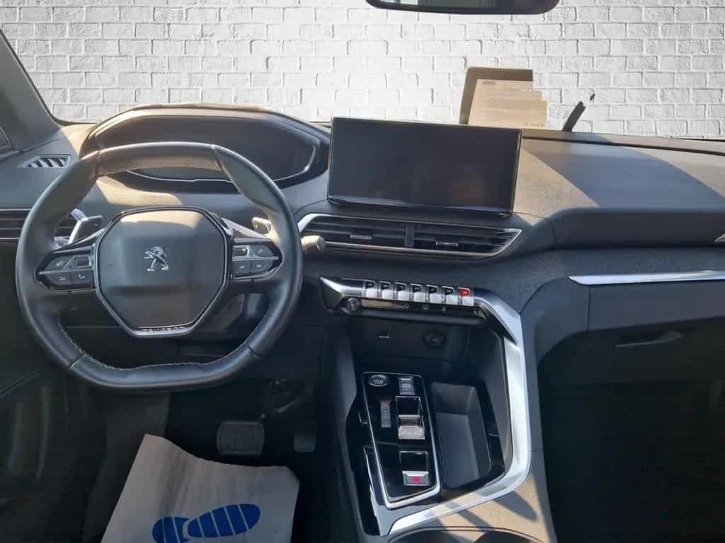 Peugeot 3008 1.2 130 PureTech Allure Pack Navigation/LED 11/2023-photo-9