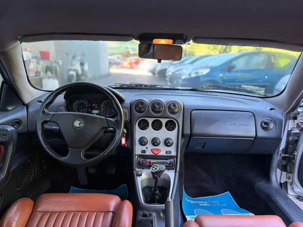 Alfa Romeo GTV 2.0i 16V Twin Spark cat Lux/GPL 07/2002-photo-11