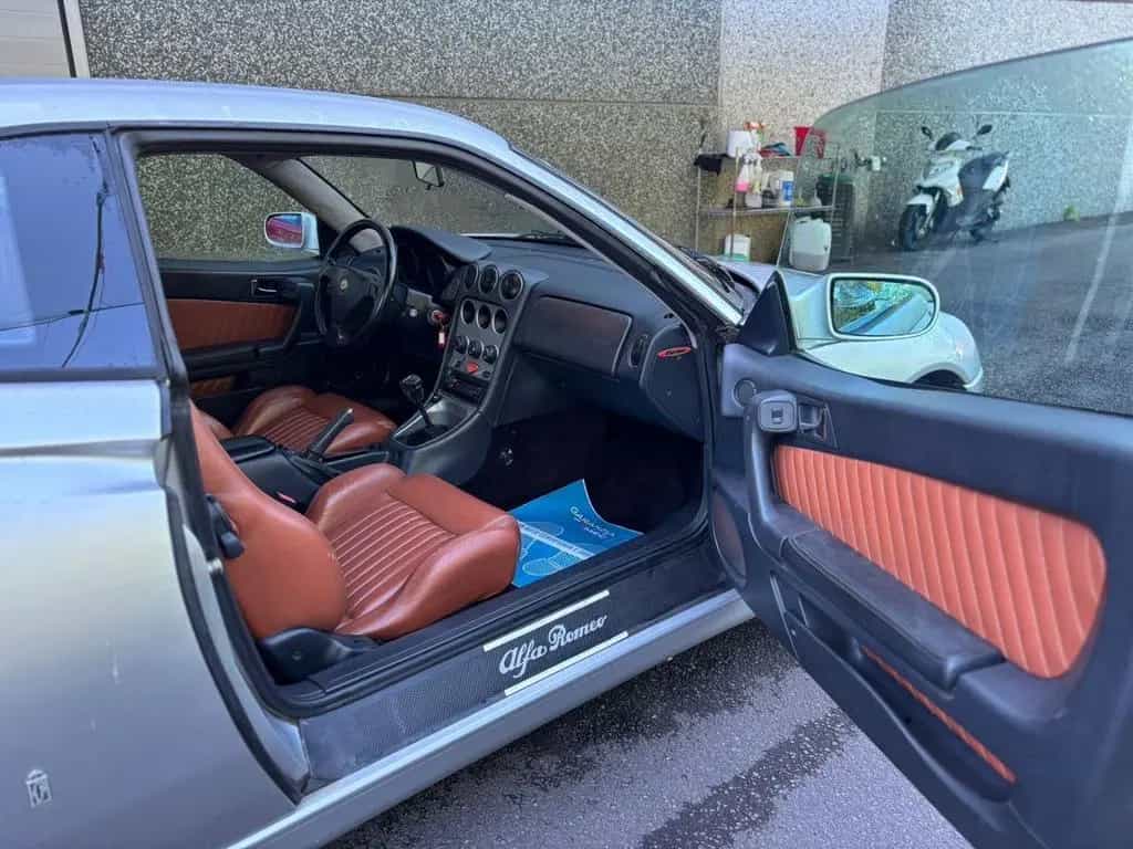 Alfa Romeo GTV 2.0i 16V Twin Spark cat Lux/GPL 07/2002-photo-8