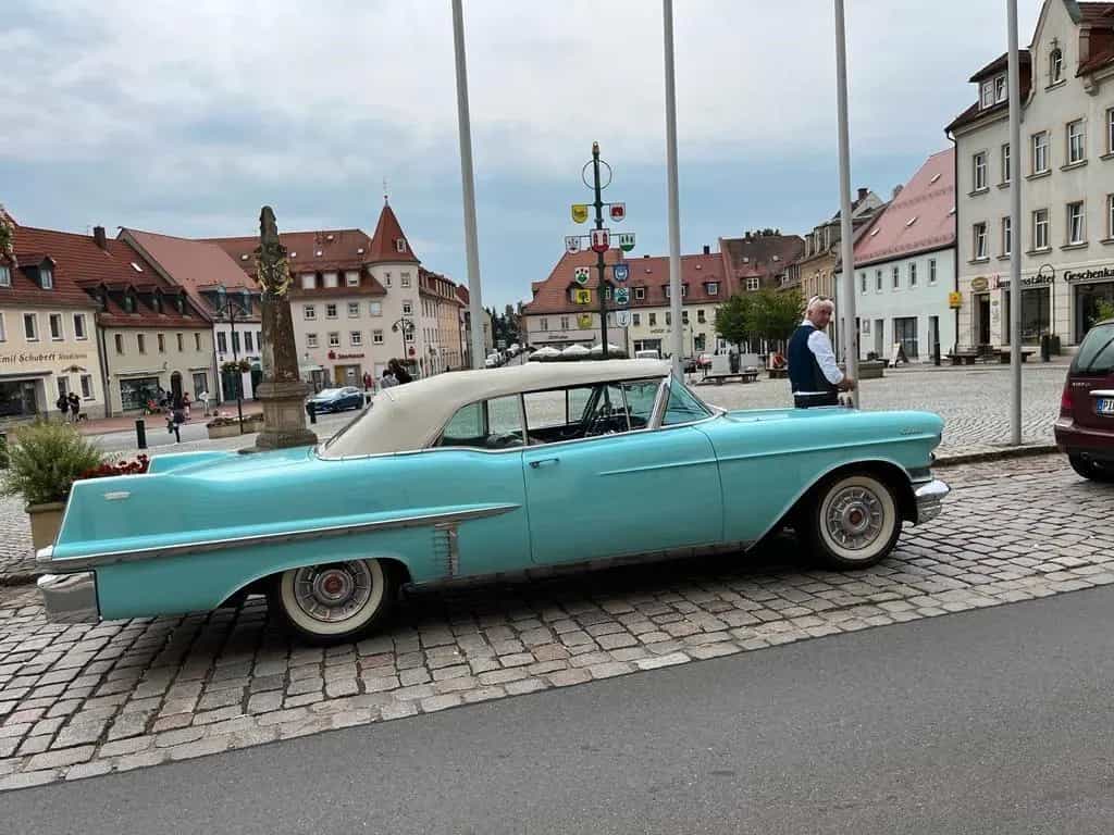 Cadillac Series 62 Cabriolet 06/1957-photo-2