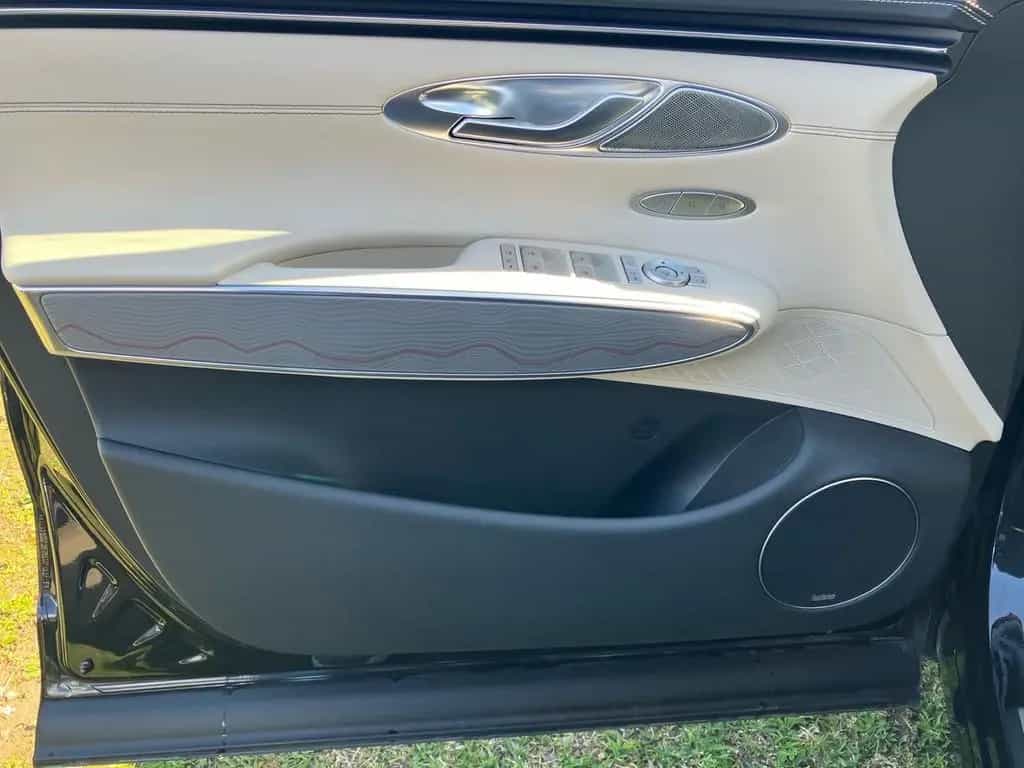 Genesis GV70 2,2L Luxury AWD vom Genesis Vertragspartner 11/2024-photo-10