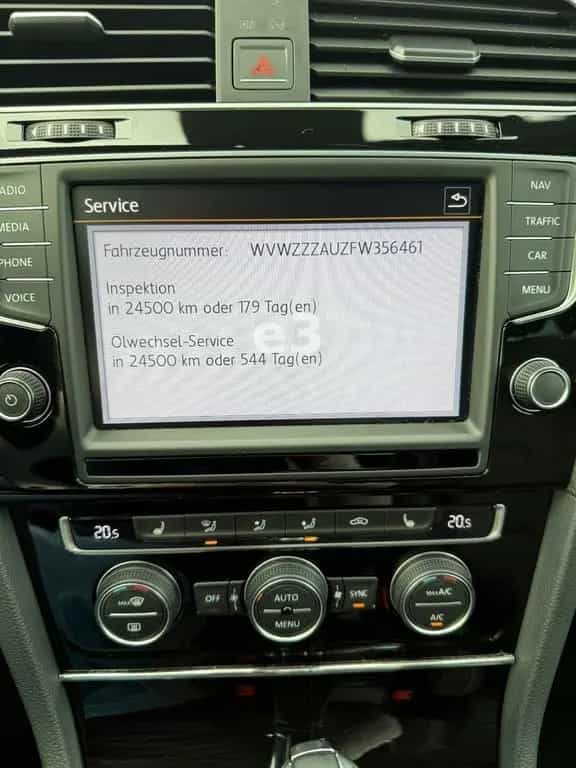 Volkswagen Golf VII Lim. R BMT 4Motion;1 VORBESITZER;KAMERA 06/2015-photo-17