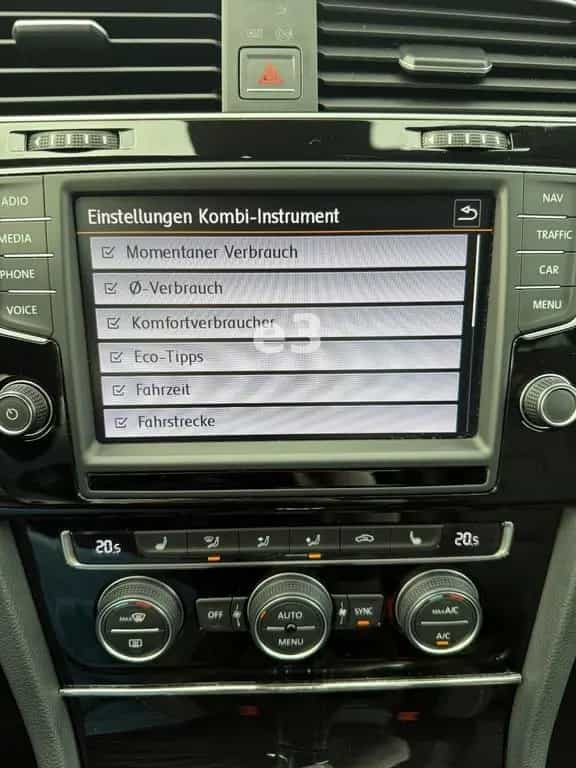 Volkswagen Golf VII Lim. R BMT 4Motion;1 VORBESITZER;KAMERA 06/2015-photo-18