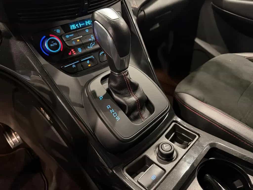Ford Kuga ST-Line AUTOMATIK*ALLRAD*AHK* 06/2019-photo-18