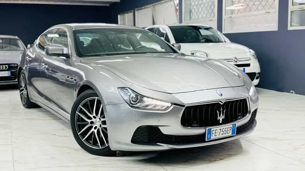 Maserati Ghibli V6 Diesel 275 CV 02/2015-photo-1