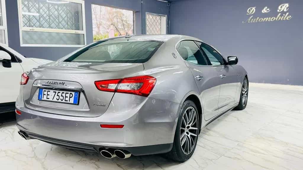 Maserati Ghibli V6 Diesel 275 CV 02/2015-photo-3