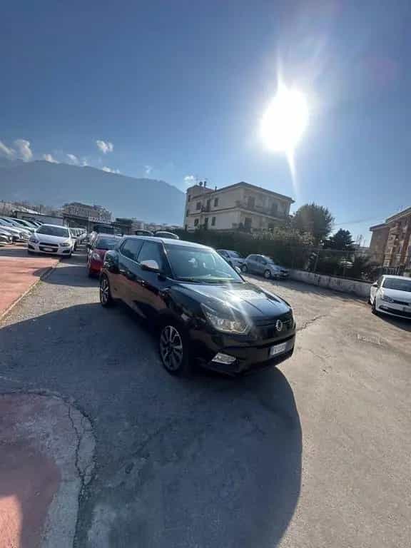Ssangyong Tivoli 1.6d 2WD Be 02/2017-photo-10
