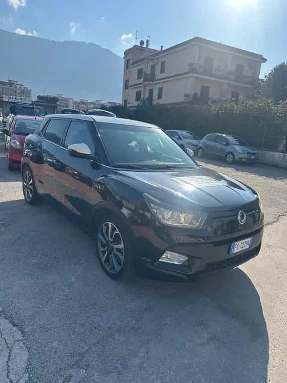 Ssangyong Tivoli 1.6d 2WD Be 02/2017-photo-11