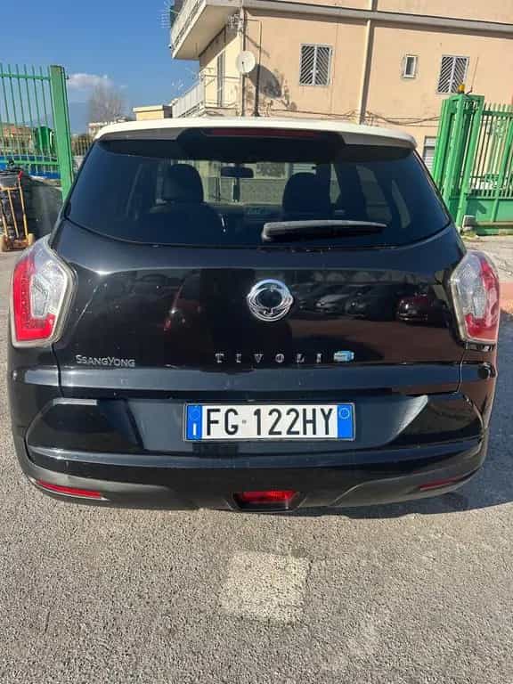 Ssangyong Tivoli 1.6d 2WD Be 02/2017-photo-6