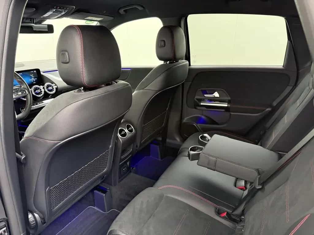 Mercedes-Benz B 180 AMG Business Solution | Achteruitrij kamer 10/2020-photo-23