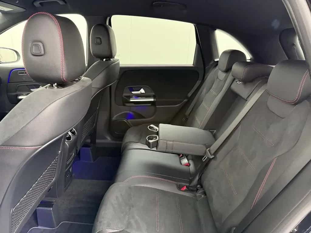 Mercedes-Benz B 180 AMG Business Solution | Achteruitrij kamer 10/2020-photo-24