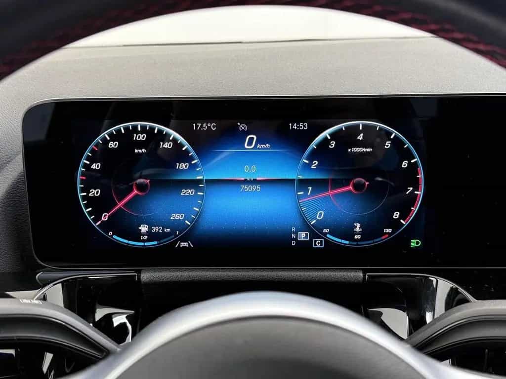 Mercedes-Benz B 180 AMG Business Solution | Achteruitrij kamer 10/2020-photo-33