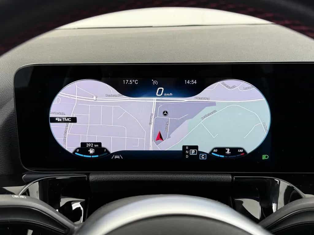 Mercedes-Benz B 180 AMG Business Solution | Achteruitrij kamer 10/2020-photo-34