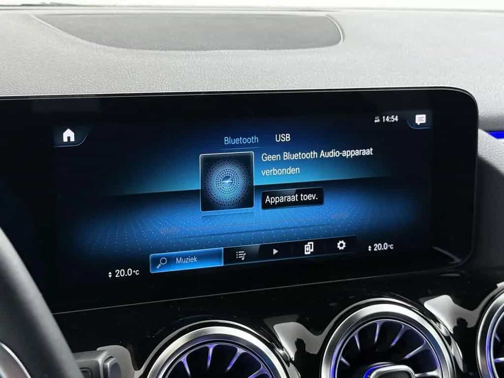 Mercedes-Benz B 180 AMG Business Solution | Achteruitrij kamer 10/2020-photo-40