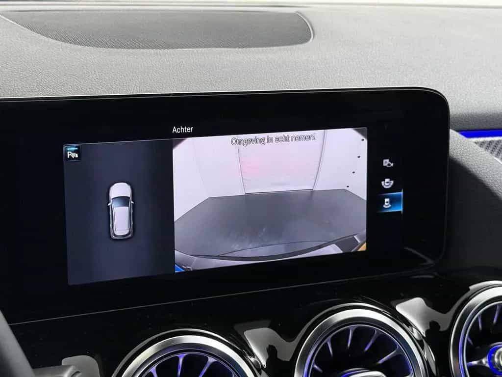 Mercedes-Benz B 180 AMG Business Solution | Achteruitrij kamer 10/2020-photo-42