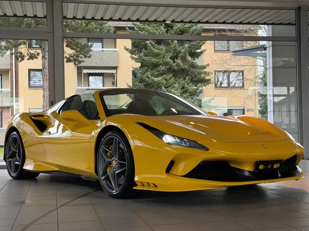 Ferrari F8 Spider /LIFT/KAMERA/CARBON-LED-LENK./MEMORY 05/2021-photo-0