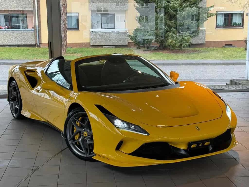 Ferrari F8 Spider /LIFT/KAMERA/CARBON-LED-LENK./MEMORY 05/2021-photo-1
