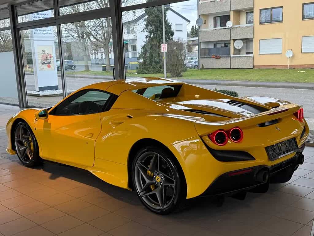 Ferrari F8 Spider /LIFT/KAMERA/CARBON-LED-LENK./MEMORY 05/2021-photo-14