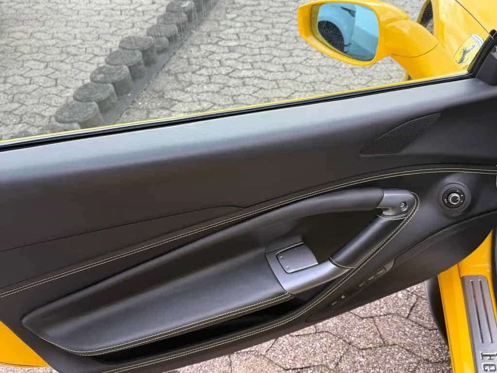 Ferrari F8 Spider /LIFT/KAMERA/CARBON-LED-LENK./MEMORY 05/2021-photo-17