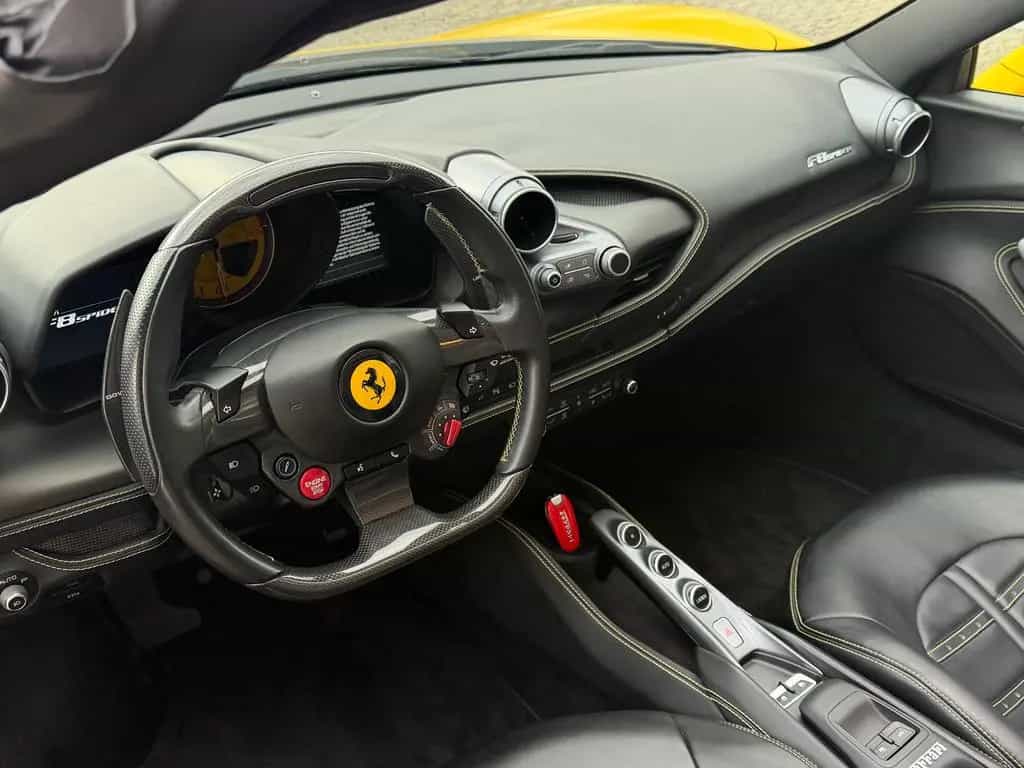 Ferrari F8 Spider /LIFT/KAMERA/CARBON-LED-LENK./MEMORY 05/2021-photo-21